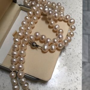 Fresh water Pearl necklace Top quality 9- 10mm 35" cultured pearl